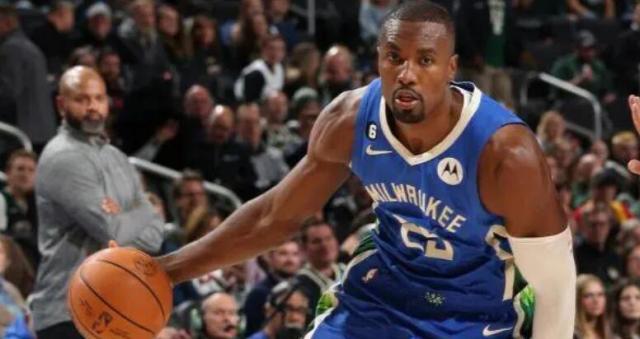 开云娱乐-伊巴卡上货架！雄鹿寻求引进侧翼得分手